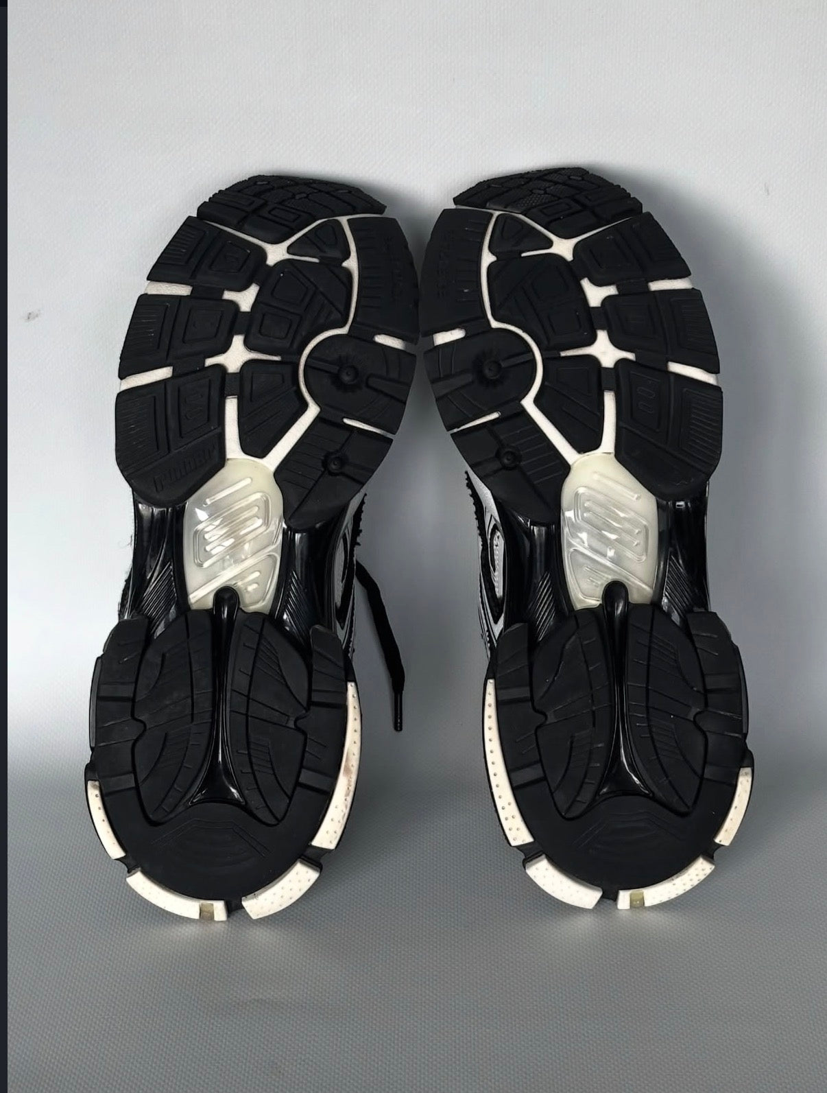 Balenciaga Runner Sneaker - Black/White/Grey